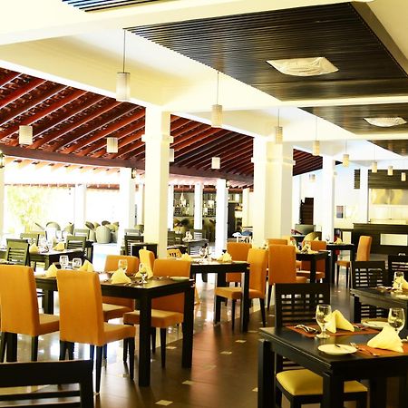 The Covanro Airport Hotel - Katunayake Gampaha Exterior foto