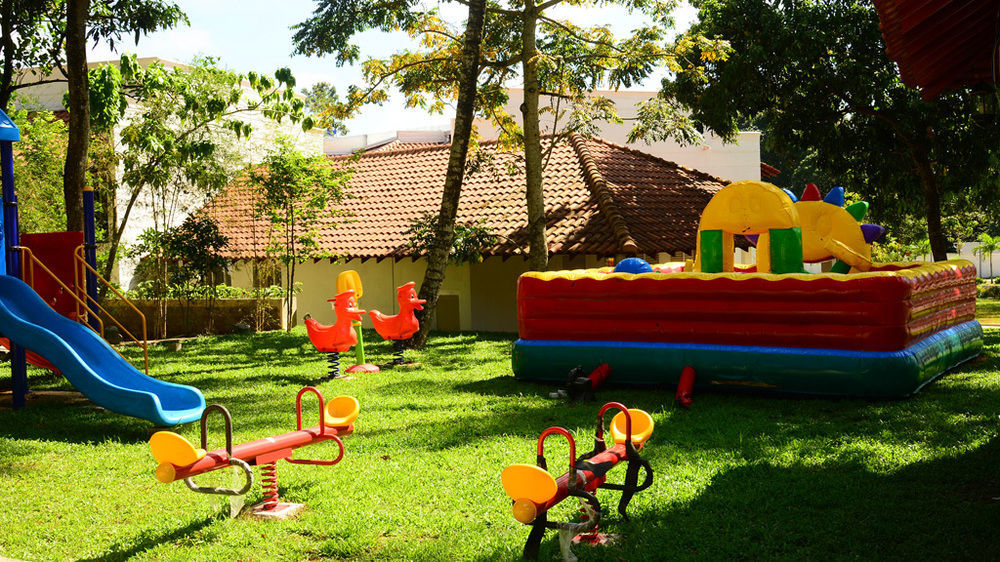 The Covanro Airport Hotel - Katunayake Gampaha Exterior foto