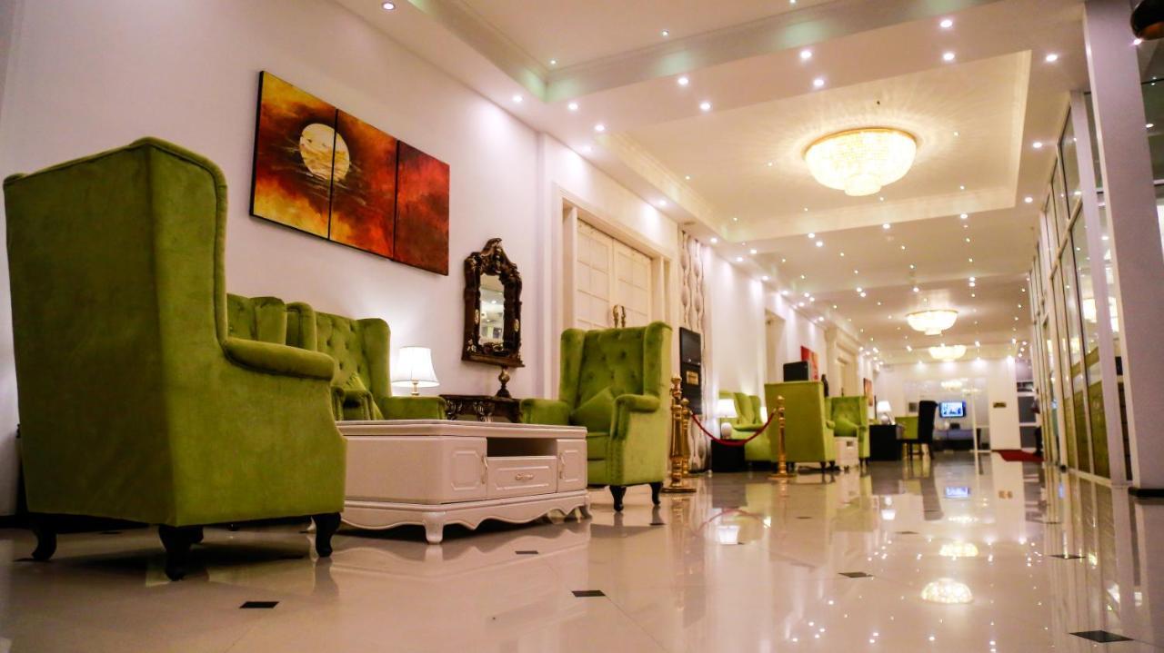 The Covanro Airport Hotel - Katunayake Gampaha Exterior foto
