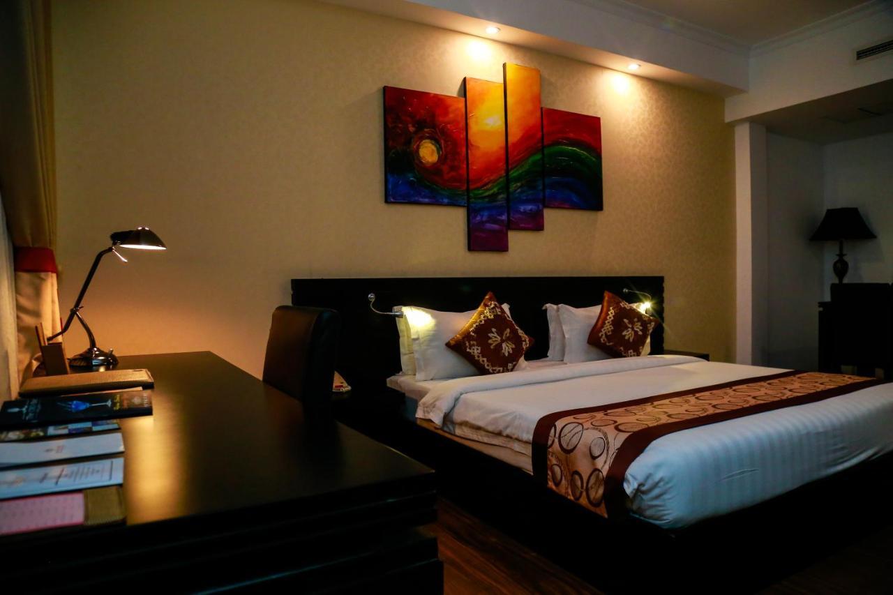 The Covanro Airport Hotel - Katunayake Gampaha Exterior foto